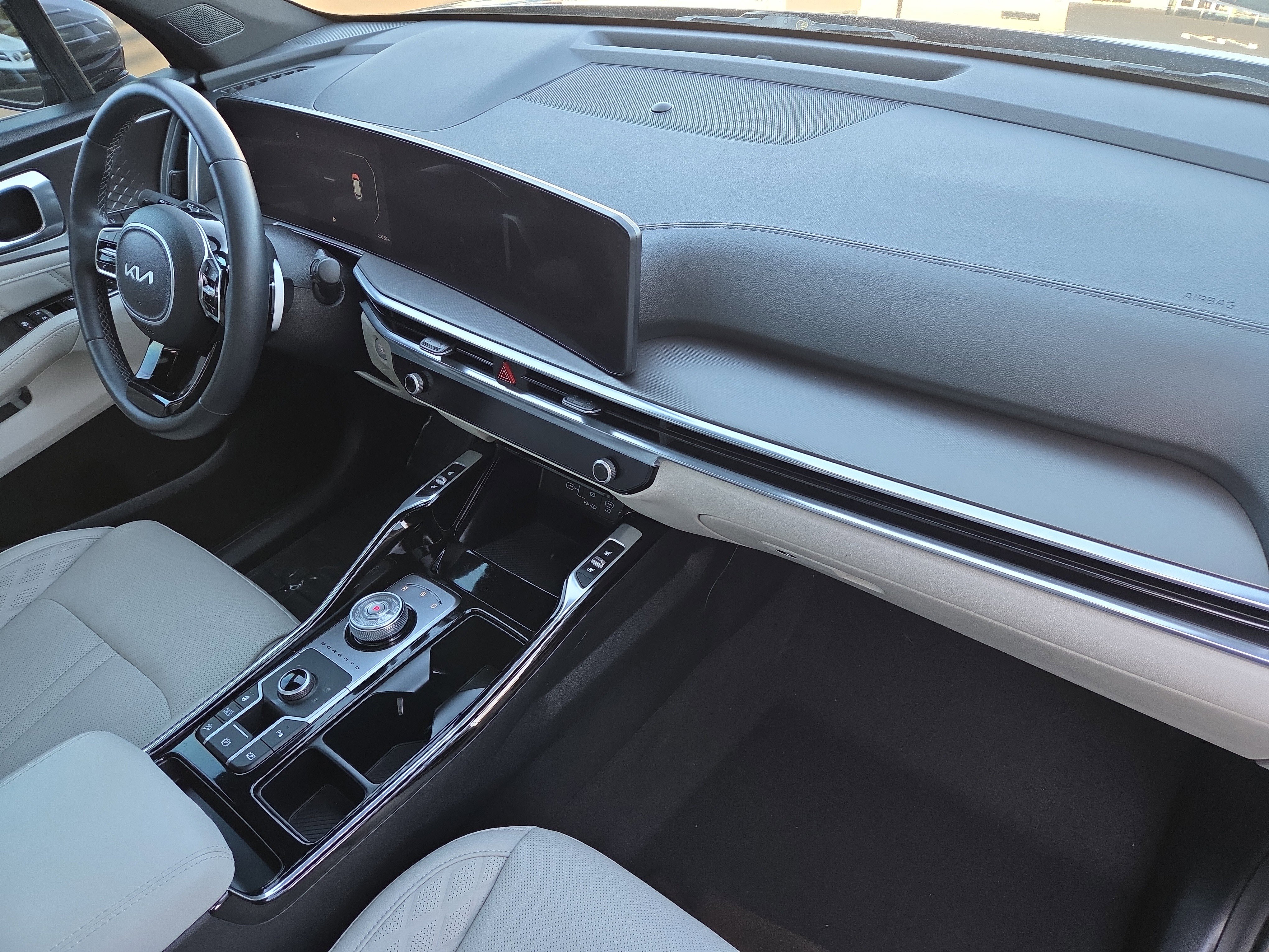 Used 2025 Kia Sorento SX Prestige image 40