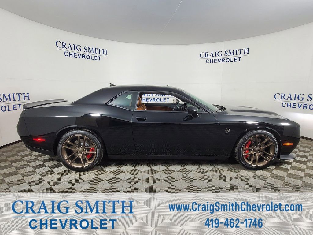Used 2022 Dodge Challenger SRT Hellcat w/ Plus Package RWD image 25