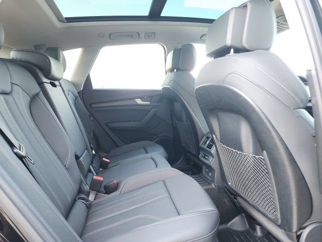 Used 2024 Audi Q5 2.0T Premium Plus AWD/4WD image 16
