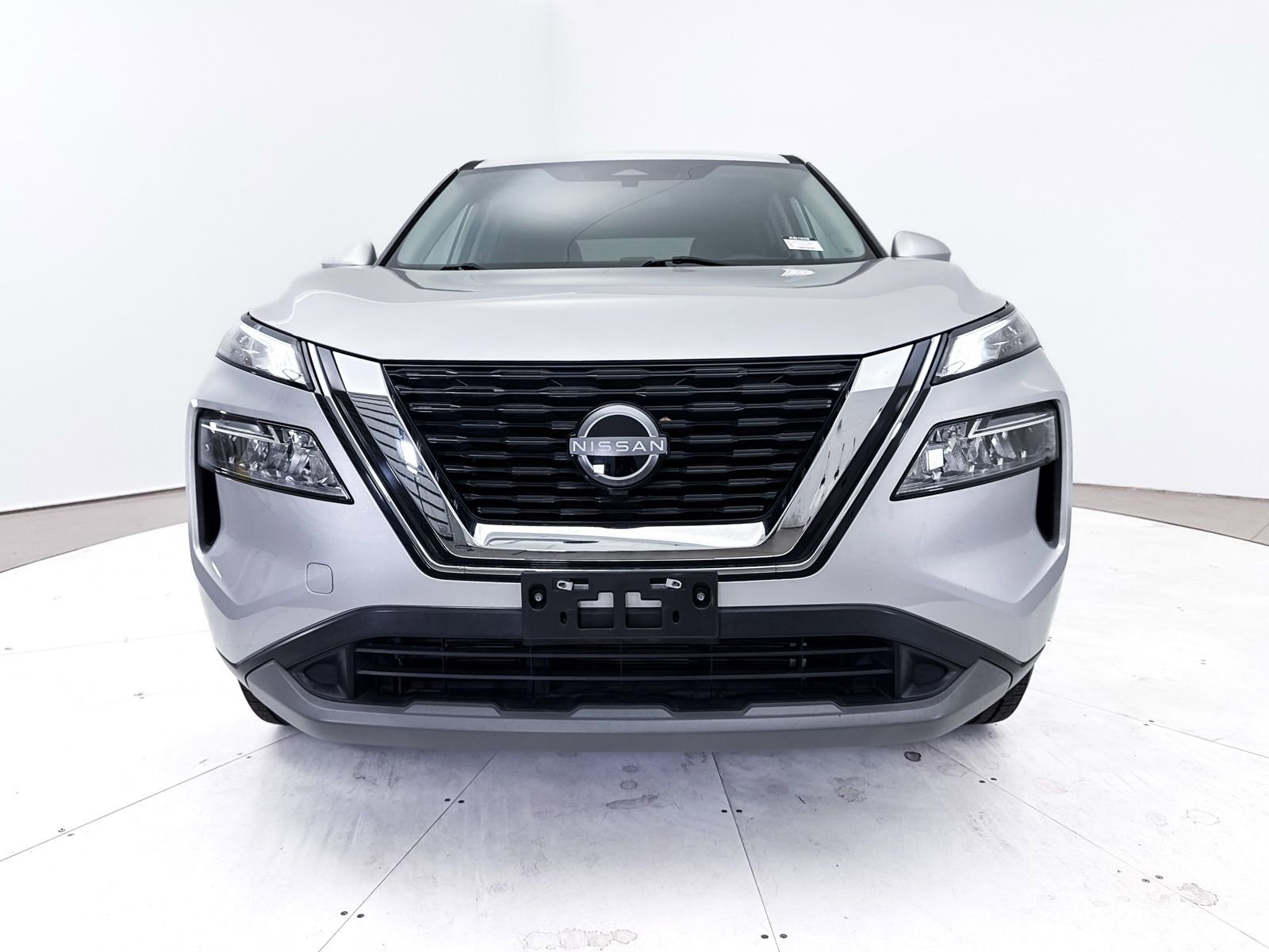 Used 2022 Nissan Rogue SV image 12
