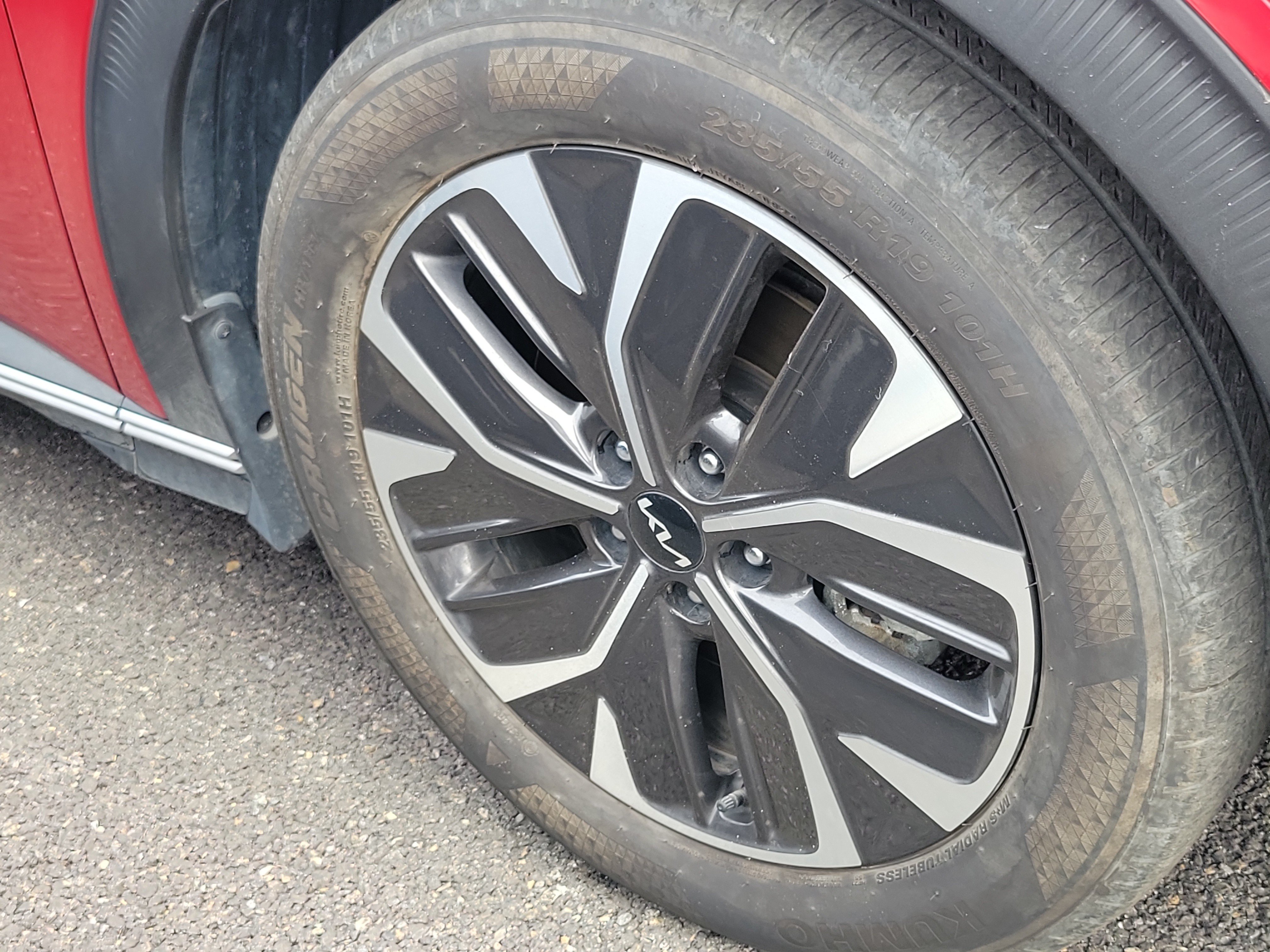 Used 2024 Kia EV6 Light RWD image 4