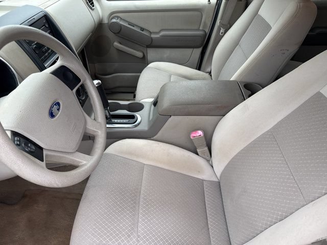 Used 2006 Ford Explorer XLS RWD image 11