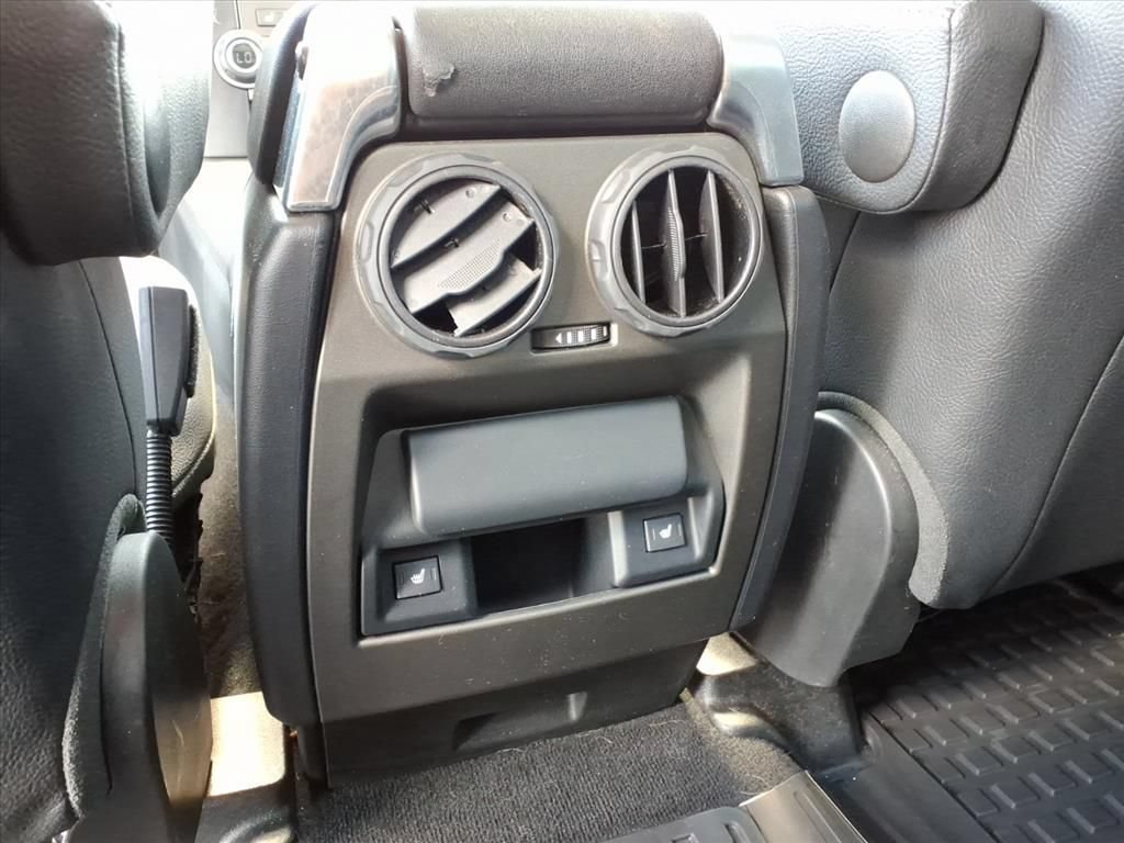 Used 2016 Land Rover LR4 HSE AWD/4WD image 15