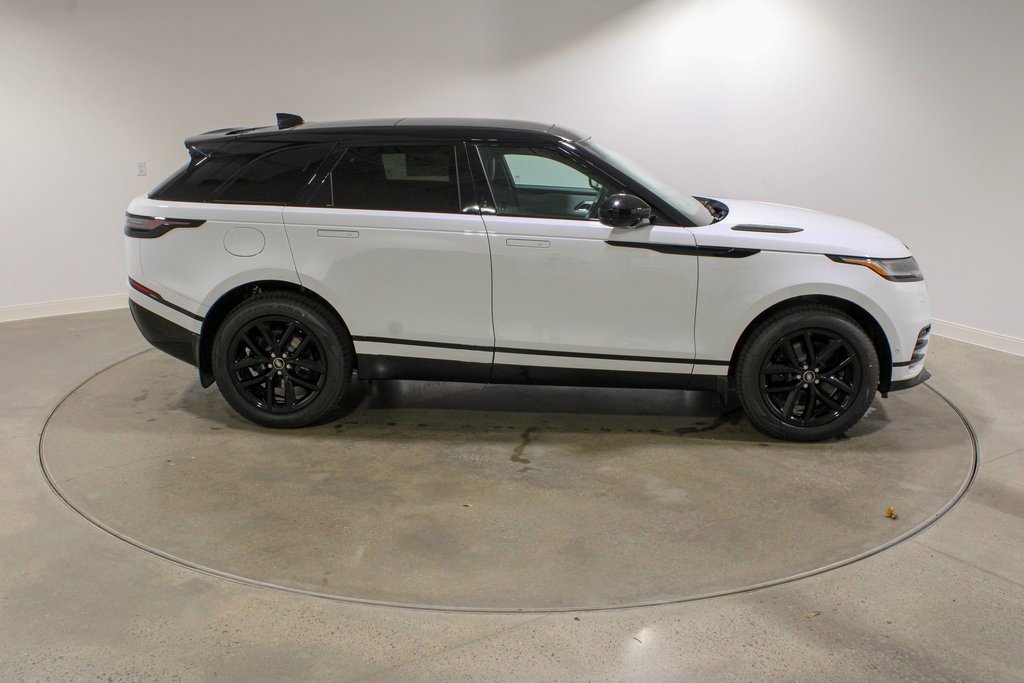 New 2026 Land Rover Range Rover Velar Dynamic SE image 6