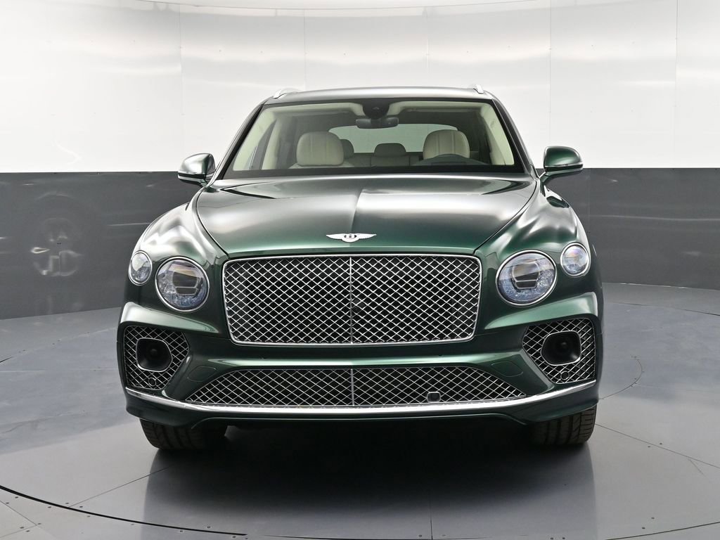 Used 2022 Bentley Bentayga AWD/4WD image 11