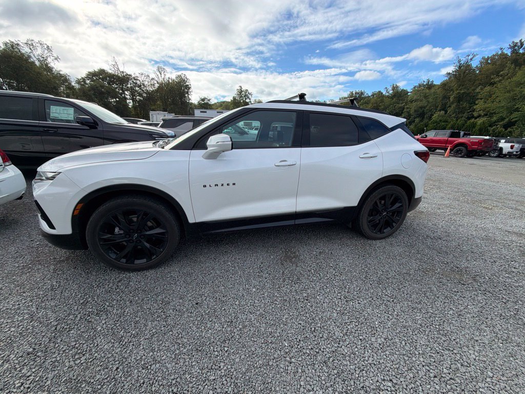 Used 2021 Chevrolet Blazer RS w/ Enhanced Convenience Package AWD/4WD image 4