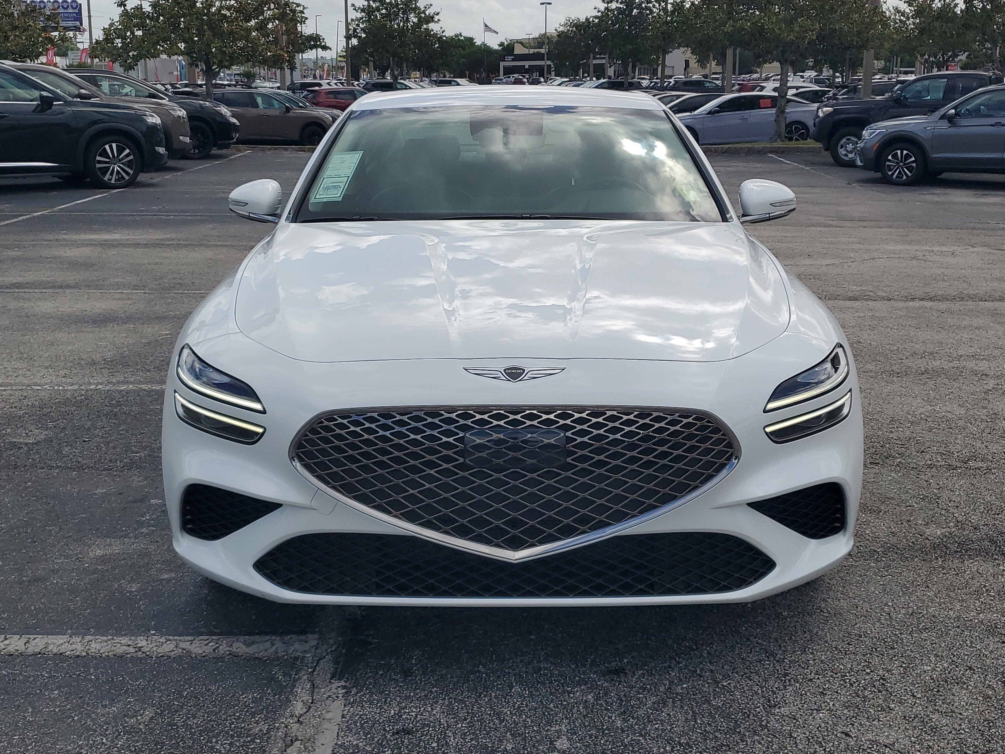 Used 2025 Genesis G70 2.5T image 2