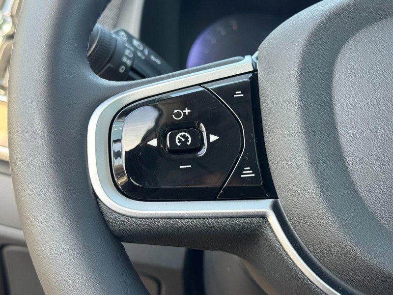 New 2026 Volvo XC90 B5 Plus w/ Protection Package image 11