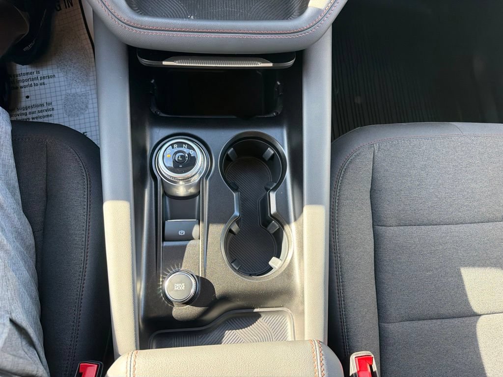 Certified 2025 Ford Explorer Active AWD/4WD image 34