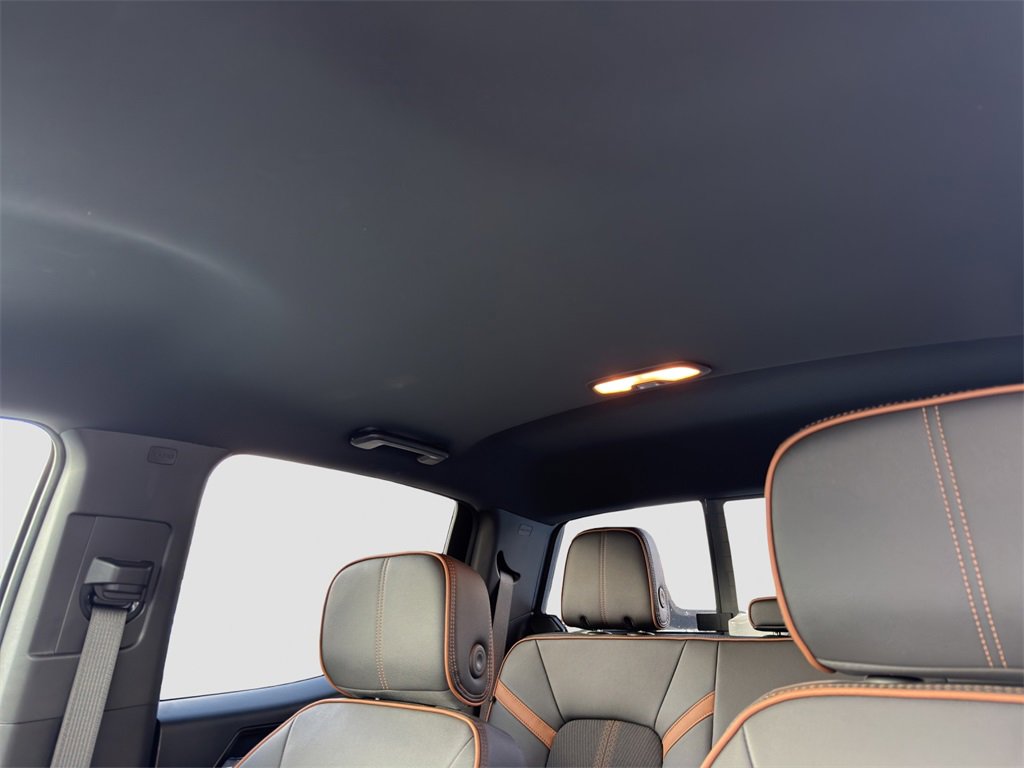 New 2025 GMC Canyon AT4 w/ Nightfall Edition image 7