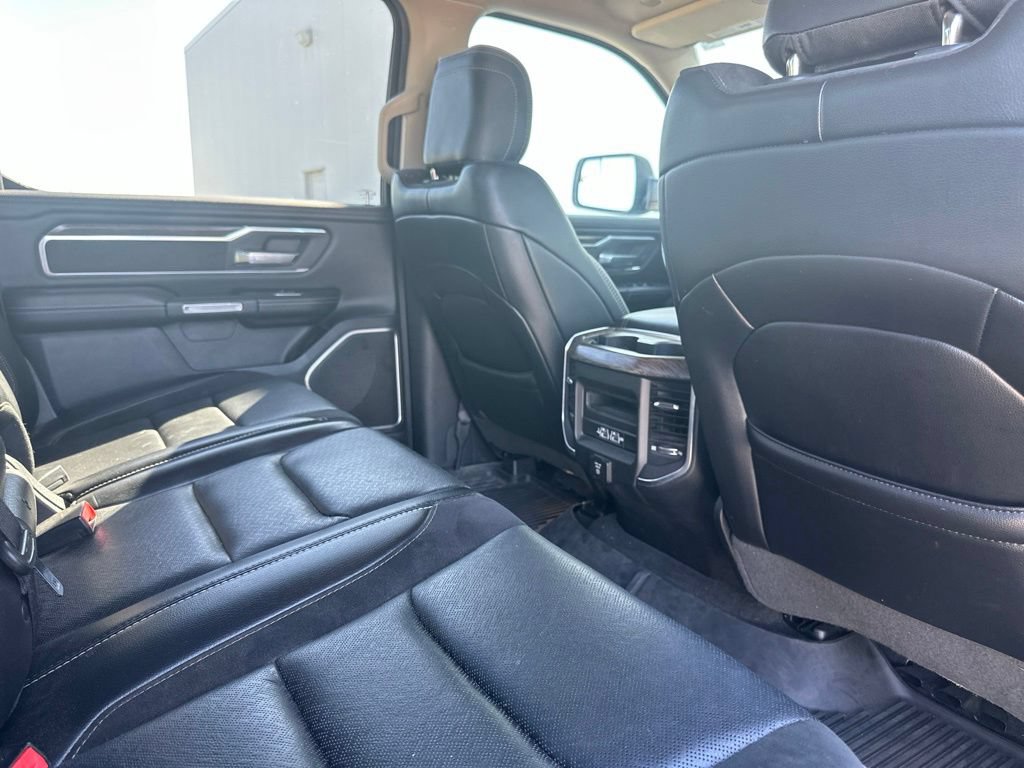 Used 2020 RAM 1500 Laramie AWD/4WD image 25