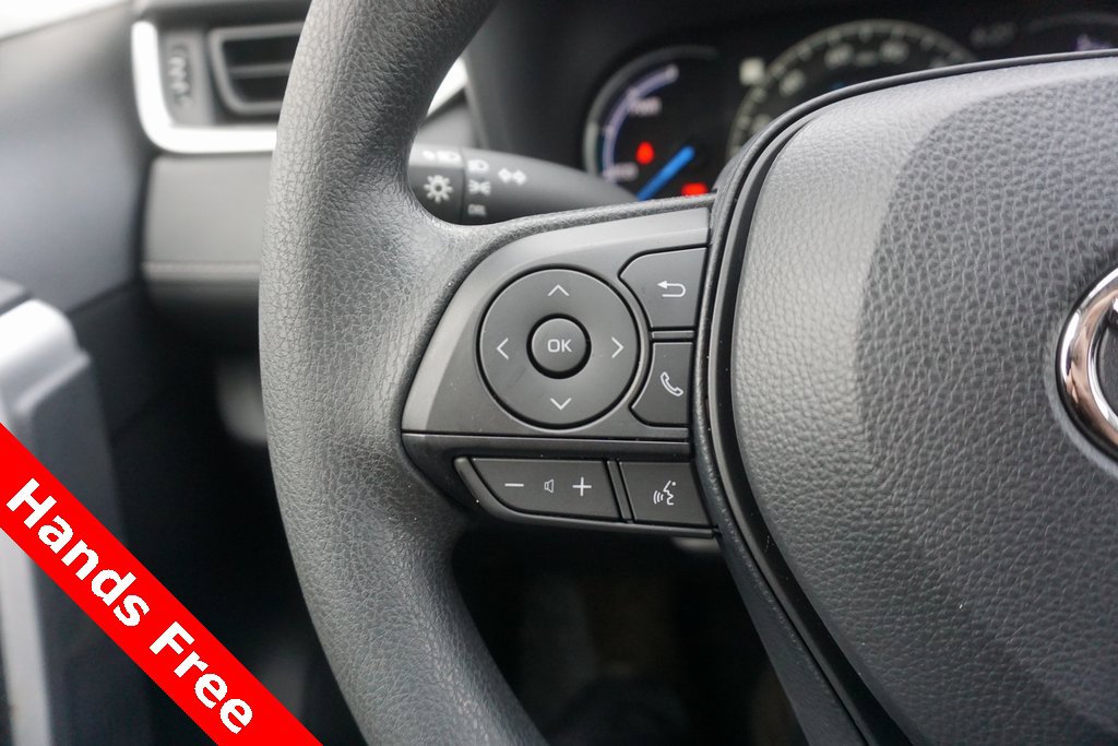 New 2025 Toyota RAV4 LE image 4