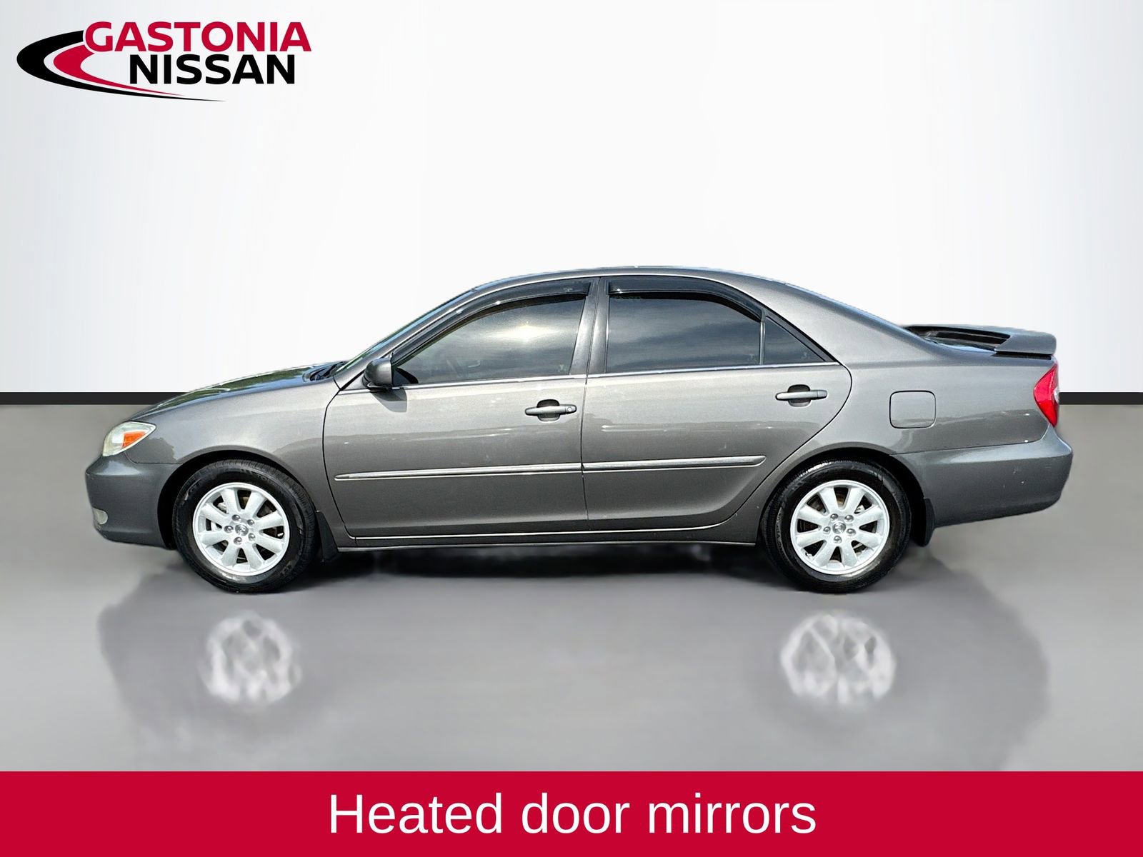 Used 2004 Toyota Camry XLE FWD image 5