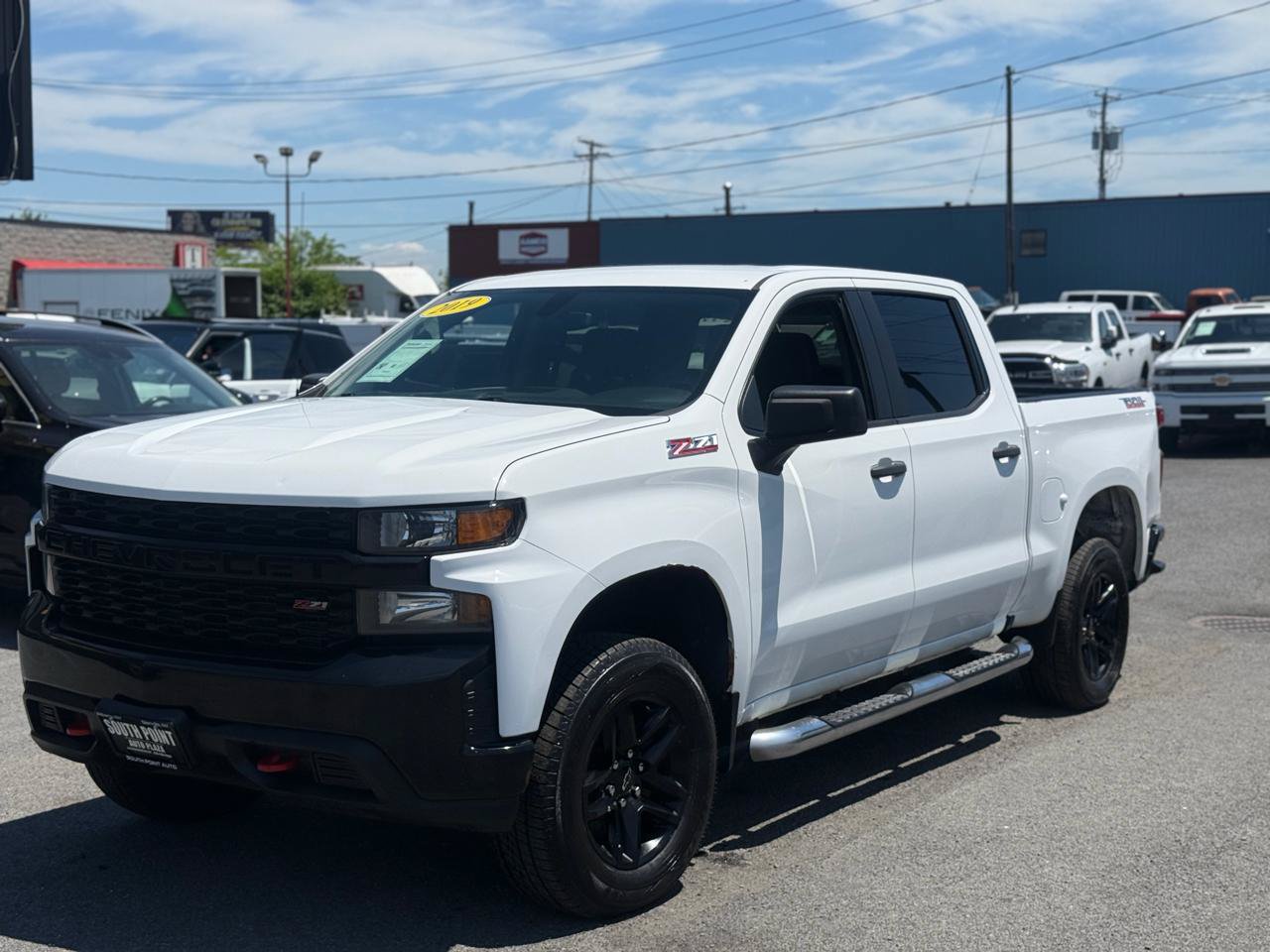 Used 2019 Chevrolet Silverado 1500 Custom Trail Boss AWD/4WD image 4
