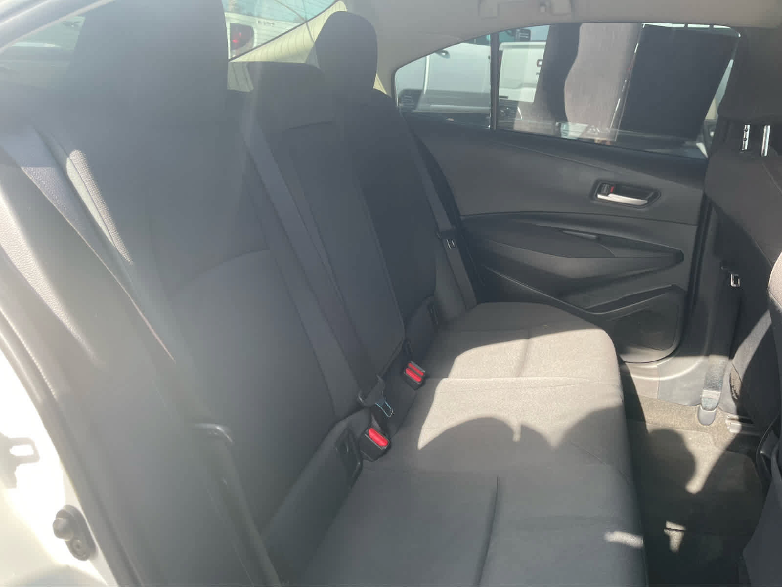 Used 2021 Toyota Corolla LE FWD image 23
