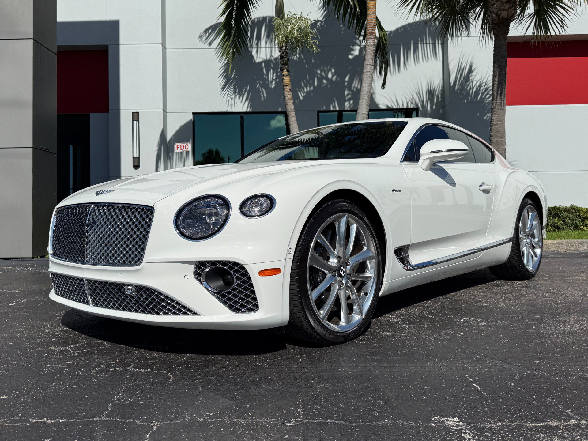 Used 2023 Bentley Continental GT Azure AWD/4WD image 34