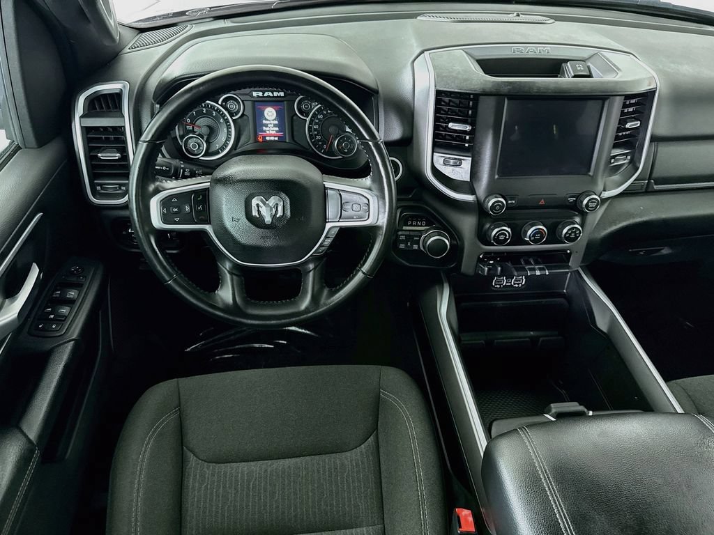 Used 2022 RAM 1500 Big Horn AWD/4WD image 4