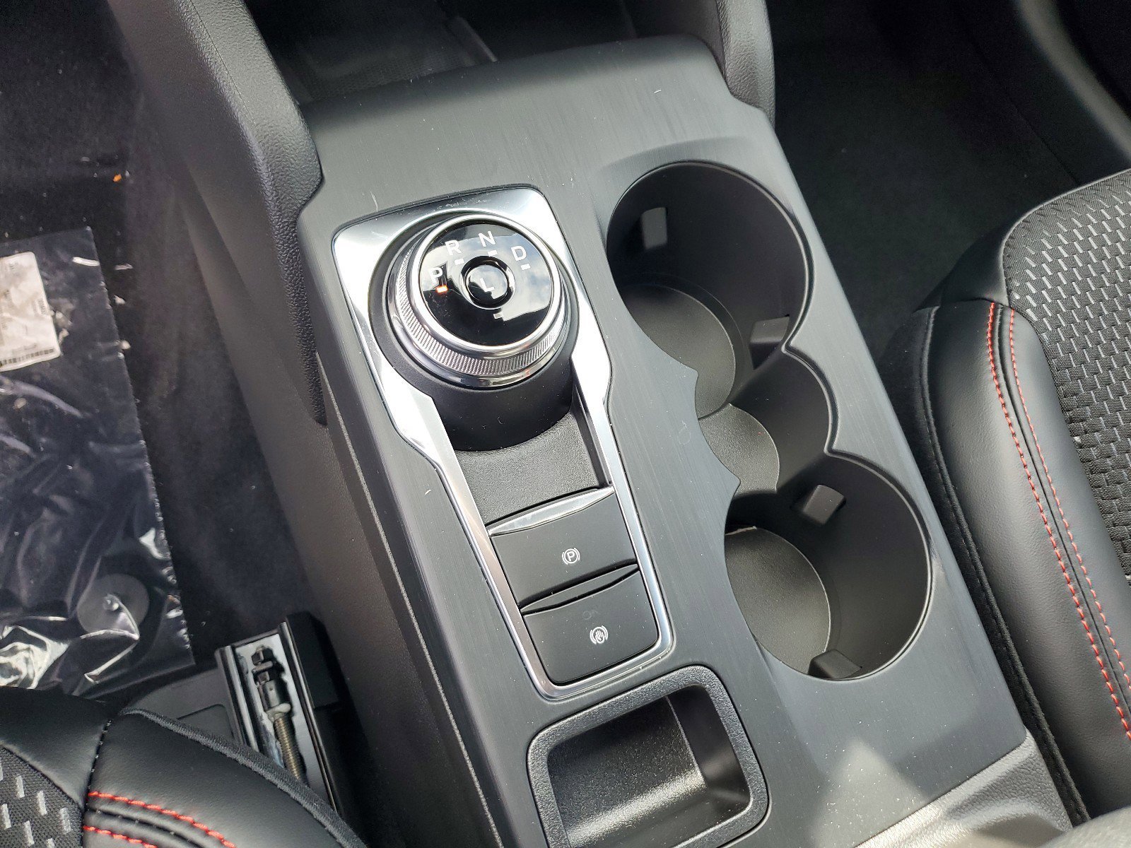 New 2024 Ford Escape ST-Line Elite image 17