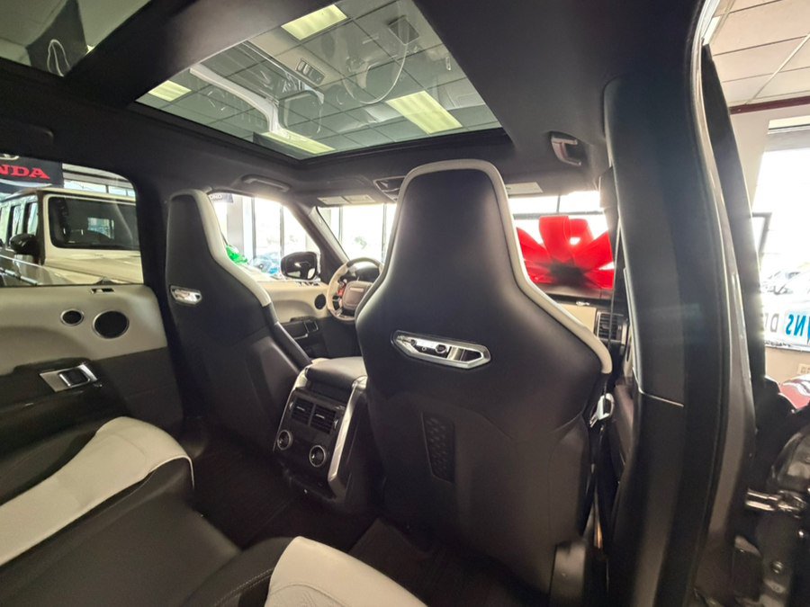 Used 2022 Land Rover Range Rover Sport SVR AWD/4WD image 64