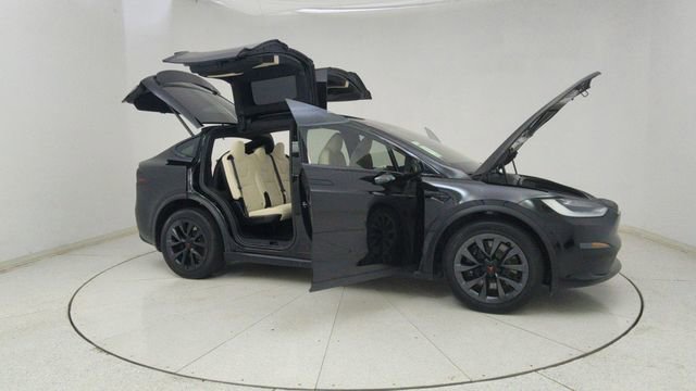 Used 2023 Tesla Model X image 69
