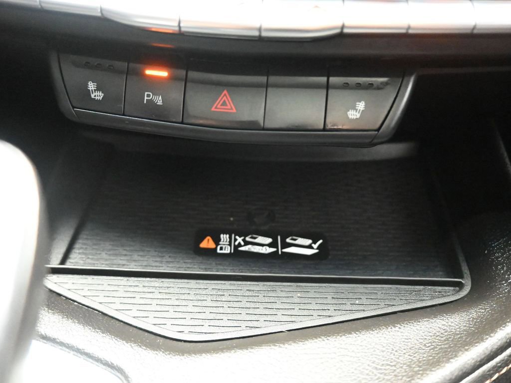 Used 2020 Cadillac CT4 V image 23