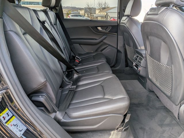 Used 2017 Audi Q7 3.0T Premium Plus w/ Premium Plus Package image 24