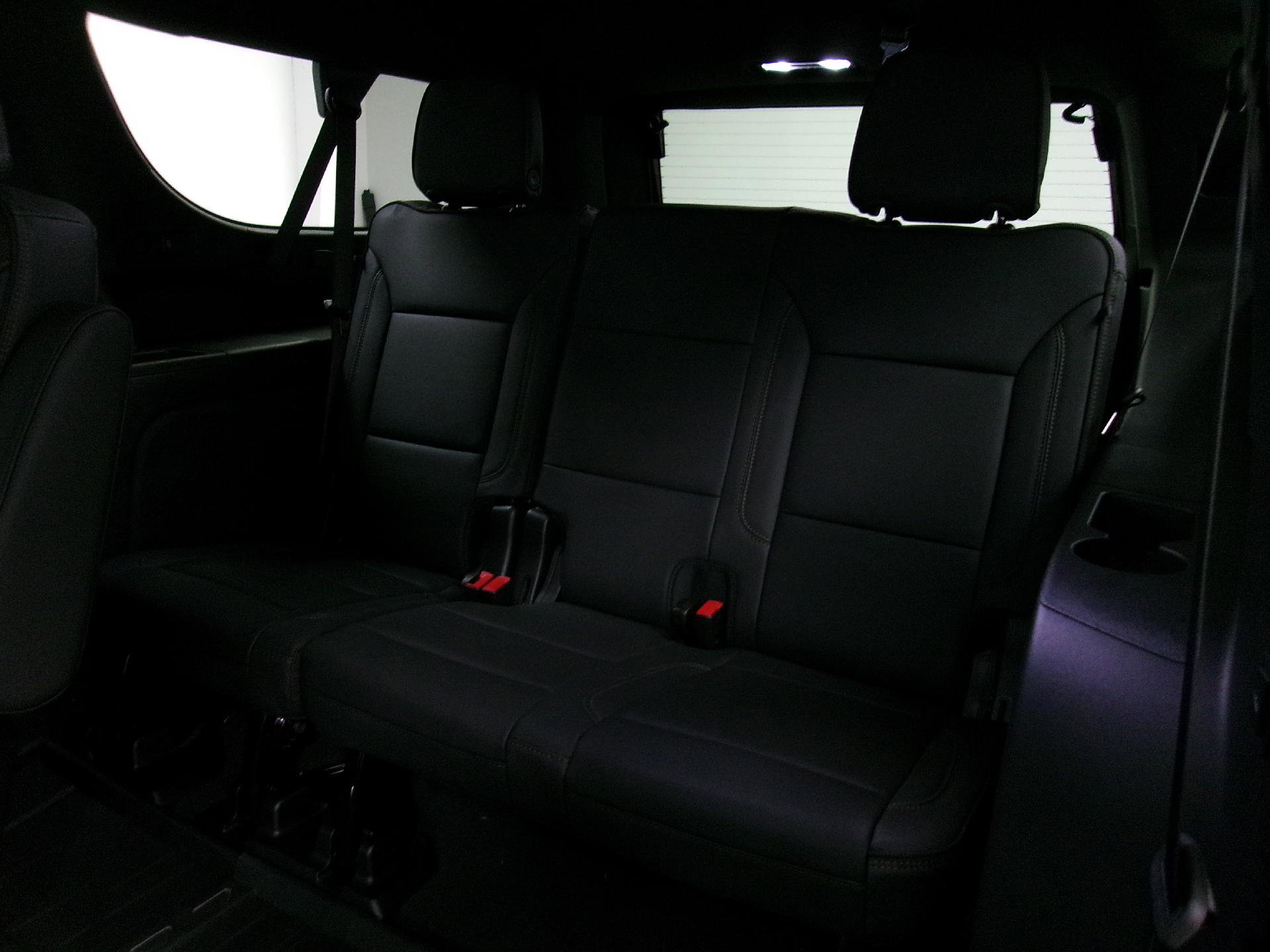 New 2026 Chevrolet Suburban High Country w/ Sun And Tow Package AWD/4WD image 12