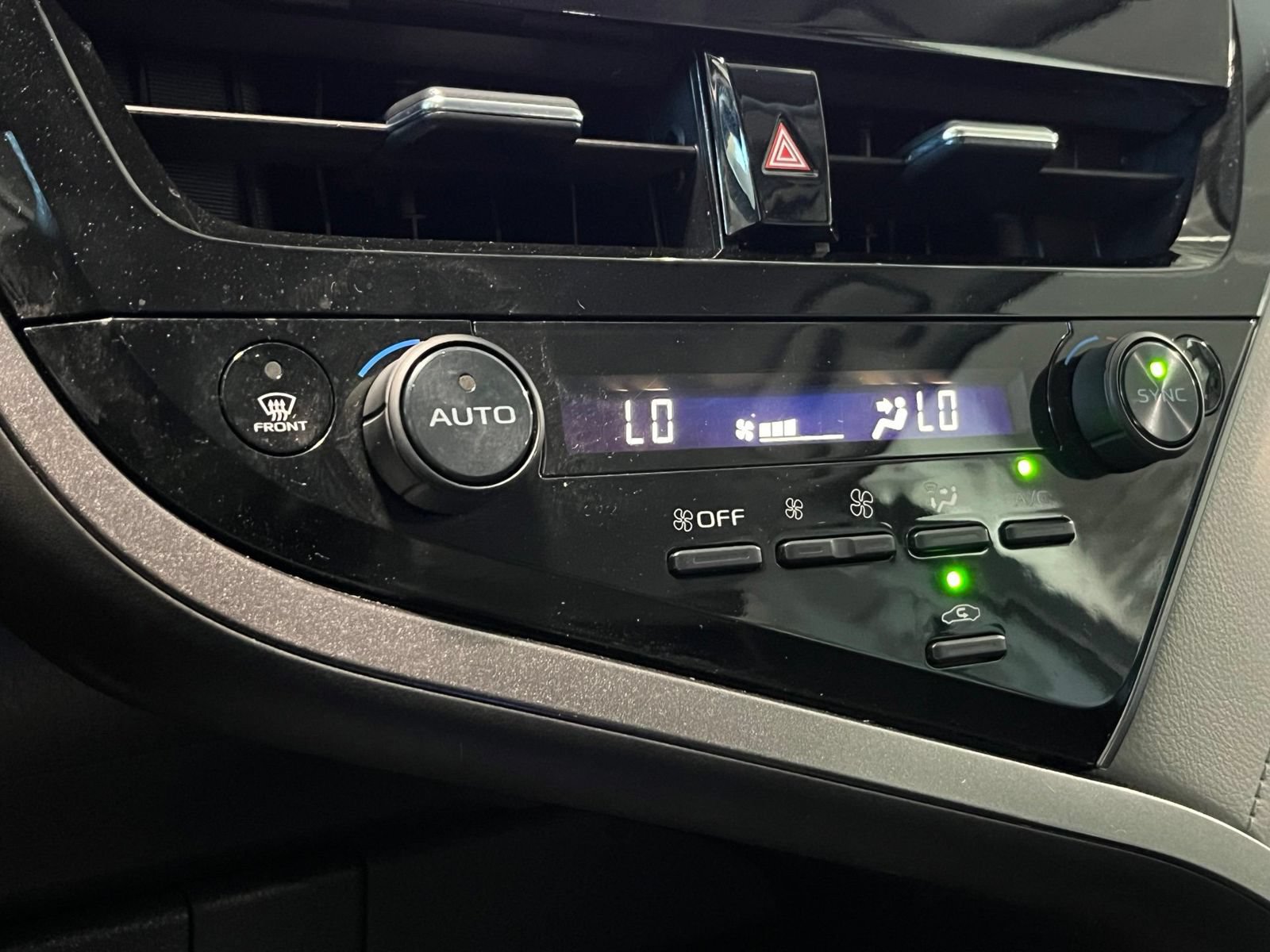Used 2024 Toyota Camry LE FWD image 20