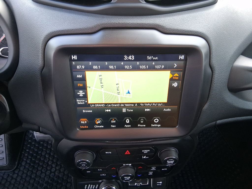 Used 2023 Jeep Renegade Trailhawk AWD/4WD image 13