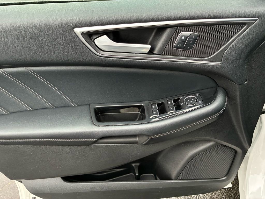 Used 2017 Ford Edge Sport w/ Equipment Group 401A AWD/4WD image 12