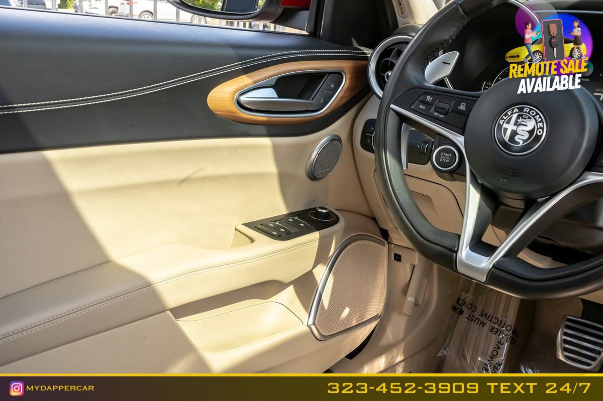 Used 2018 Alfa Romeo Giulia Ti w/ Quick Order Package 22Z Lusso image 19