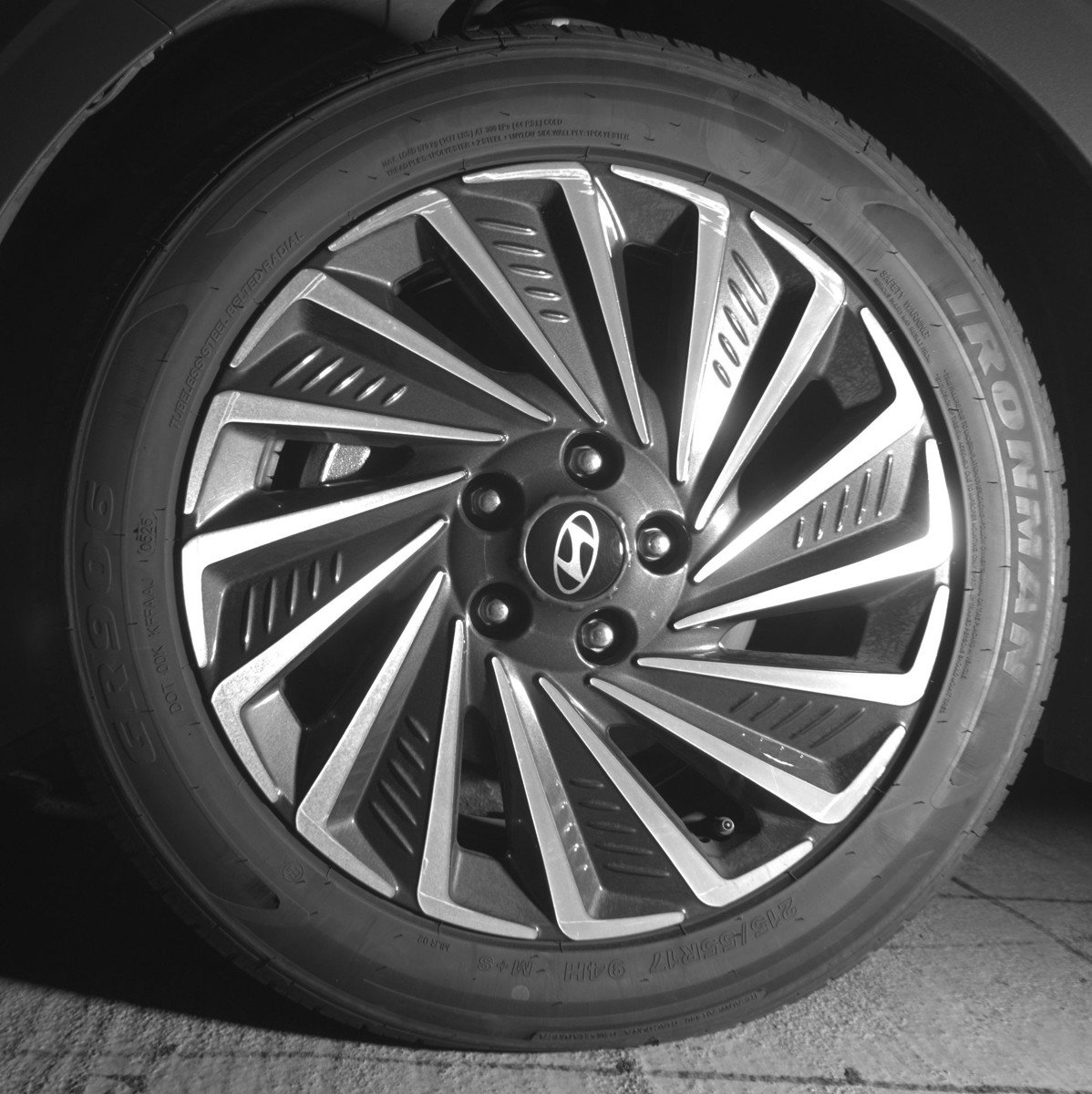 Used 2025 Hyundai Sonata SEL image 12