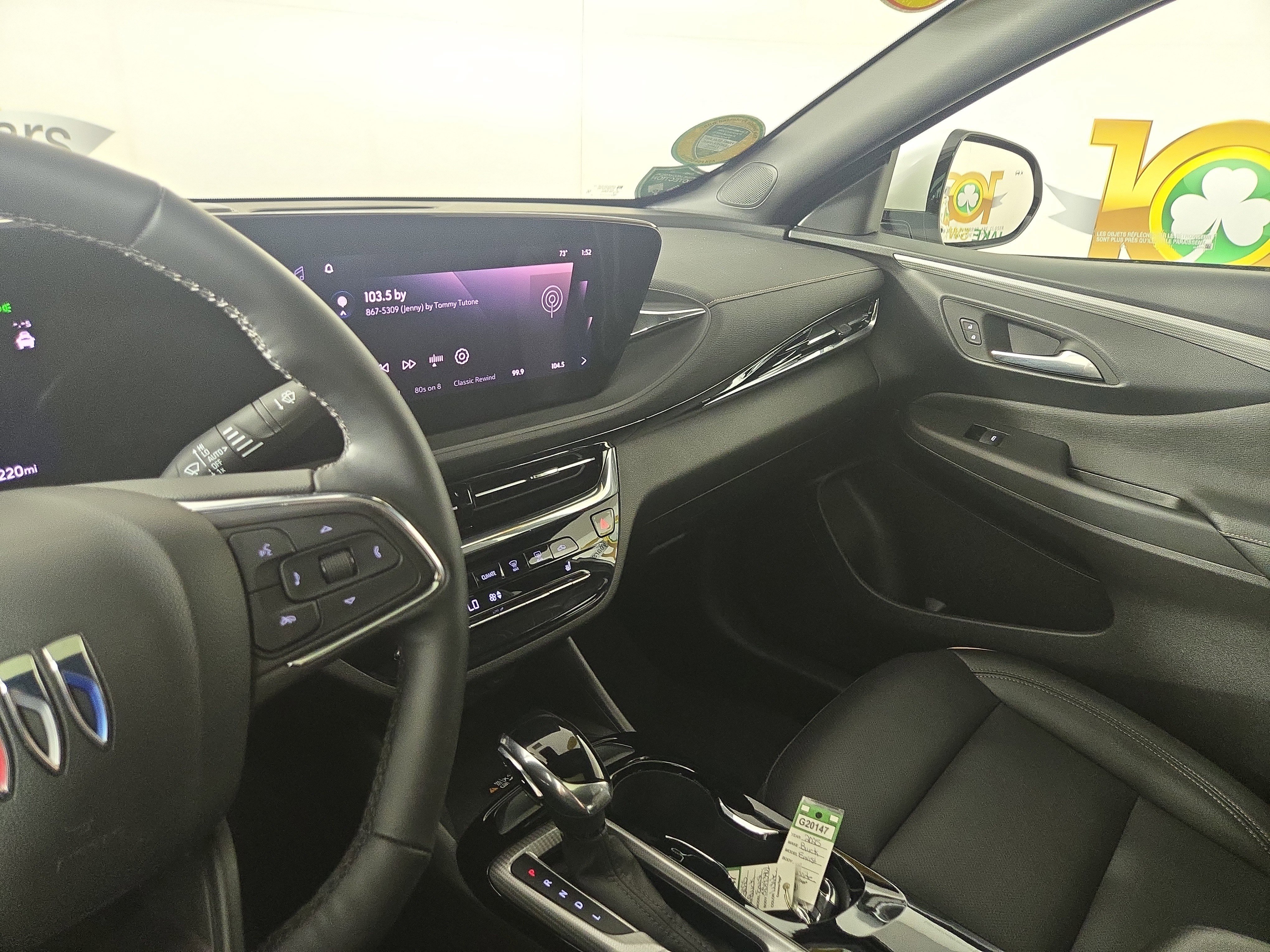 Certified 2025 Buick Envista Avenir image 24