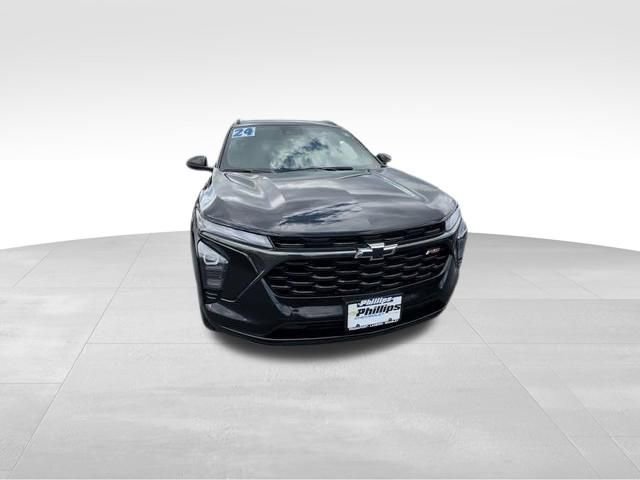 Certified 2024 Chevrolet Trax RS w/ Driver Confidence Package image 28