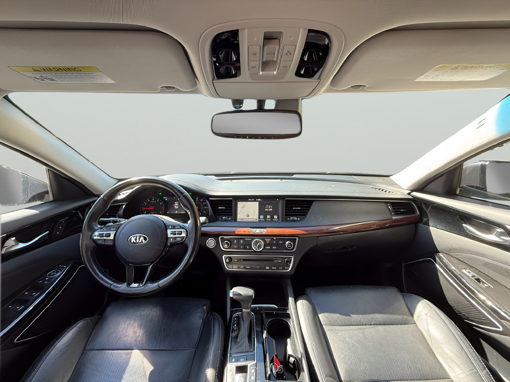 Used 2017 Kia Cadenza Technology FWD image 9