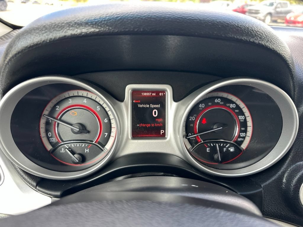 Used 2015 Dodge Journey American Value Package w/ Flexible Seating Group FWD image 2
