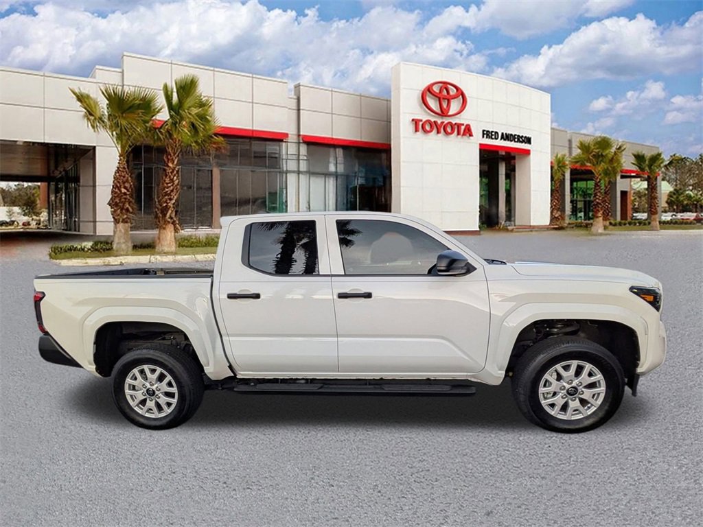 Certified 2024 Toyota Tacoma SR image 4