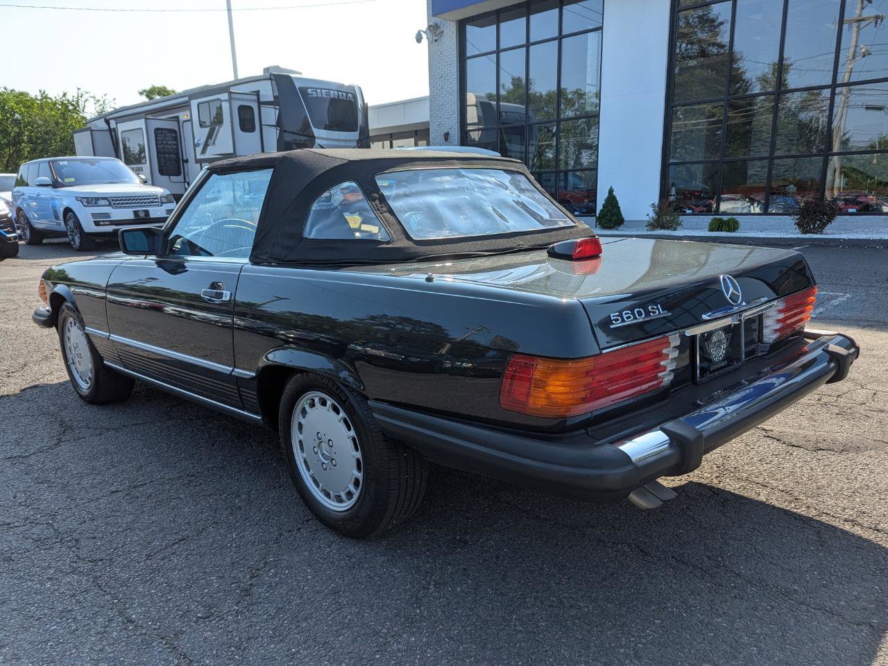 Used 1987 Mercedes-Benz 560 SL image 10
