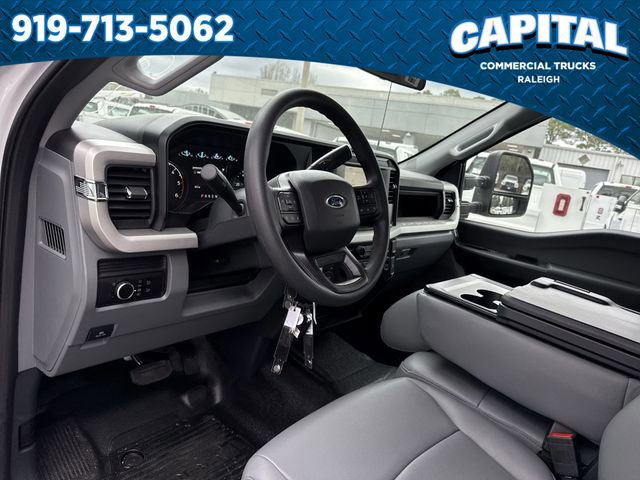New 2026 Ford F550 4x4 Crew Cab image 24