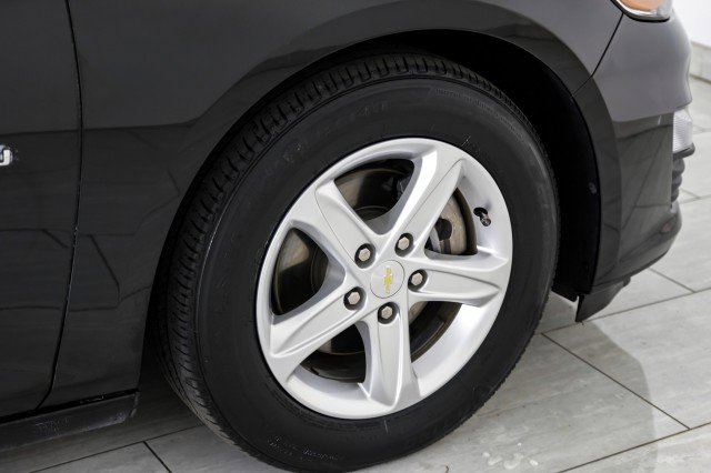 Used 2021 Chevrolet Malibu LS image 39