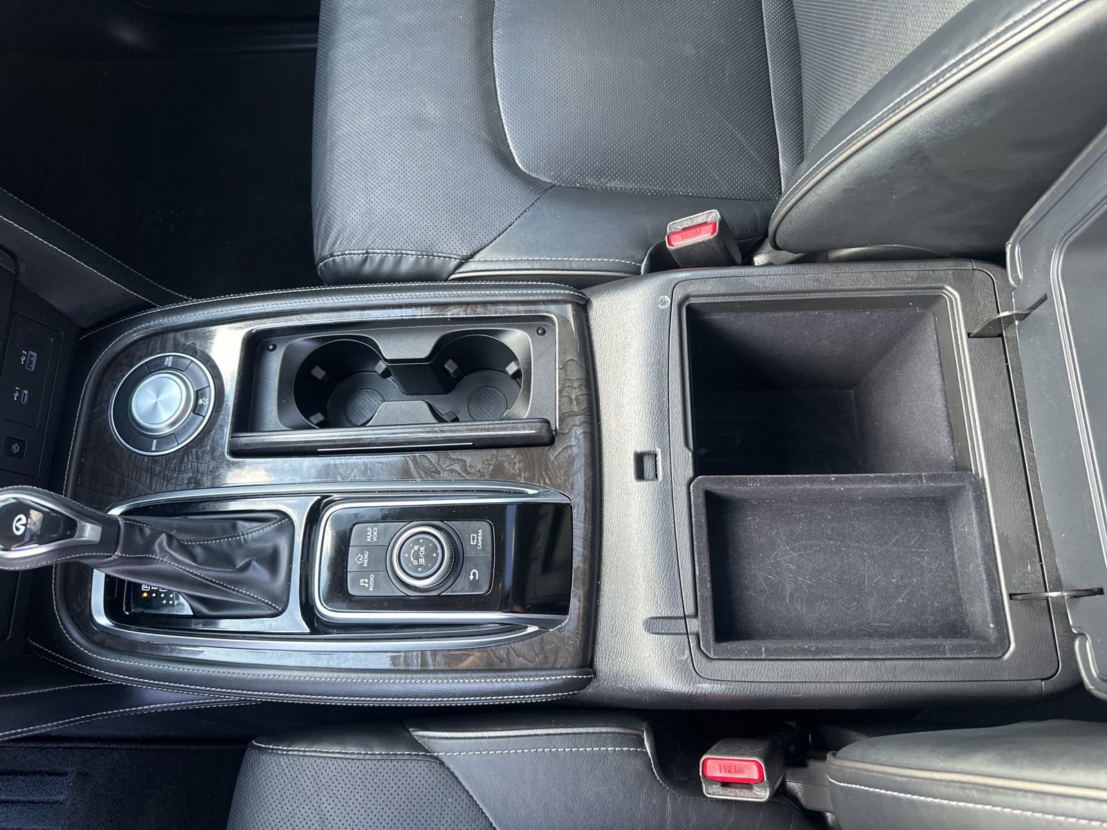 Used 2024 INFINITI QX80 Luxe image 18