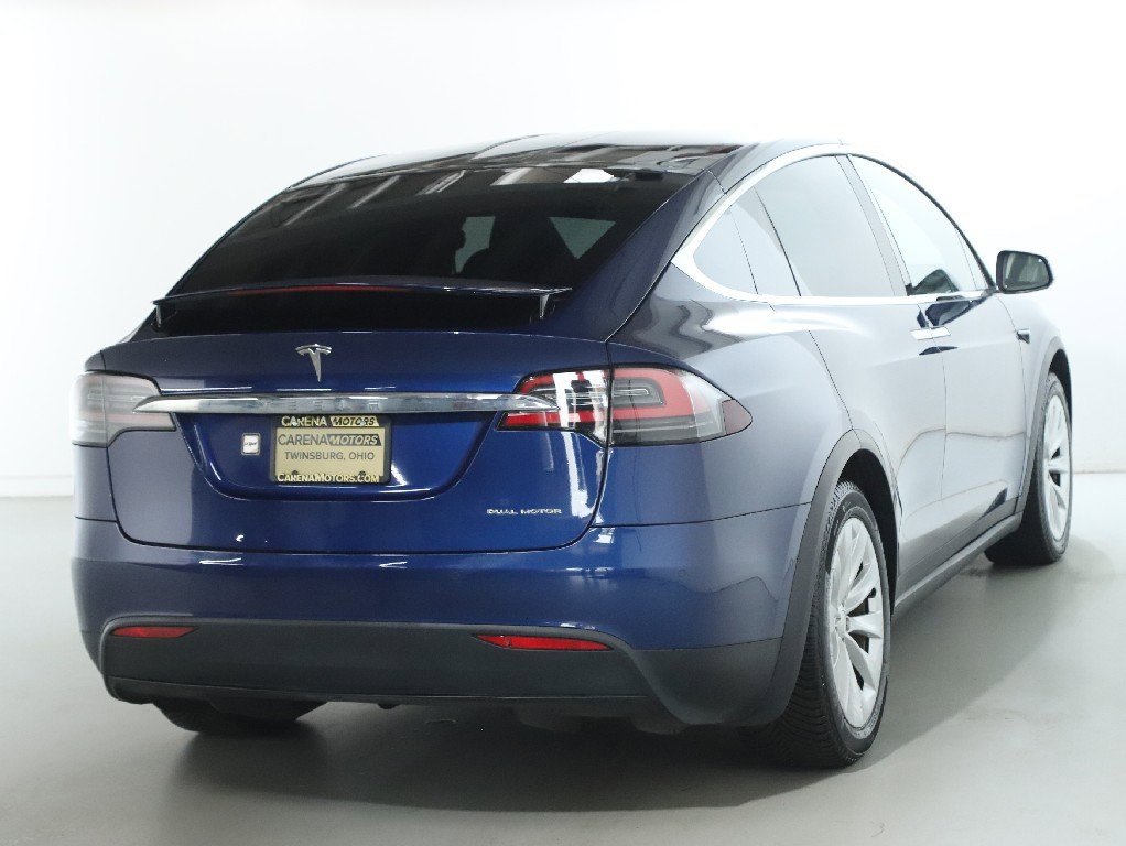 Used 2020 Tesla Model X Long Range image 11