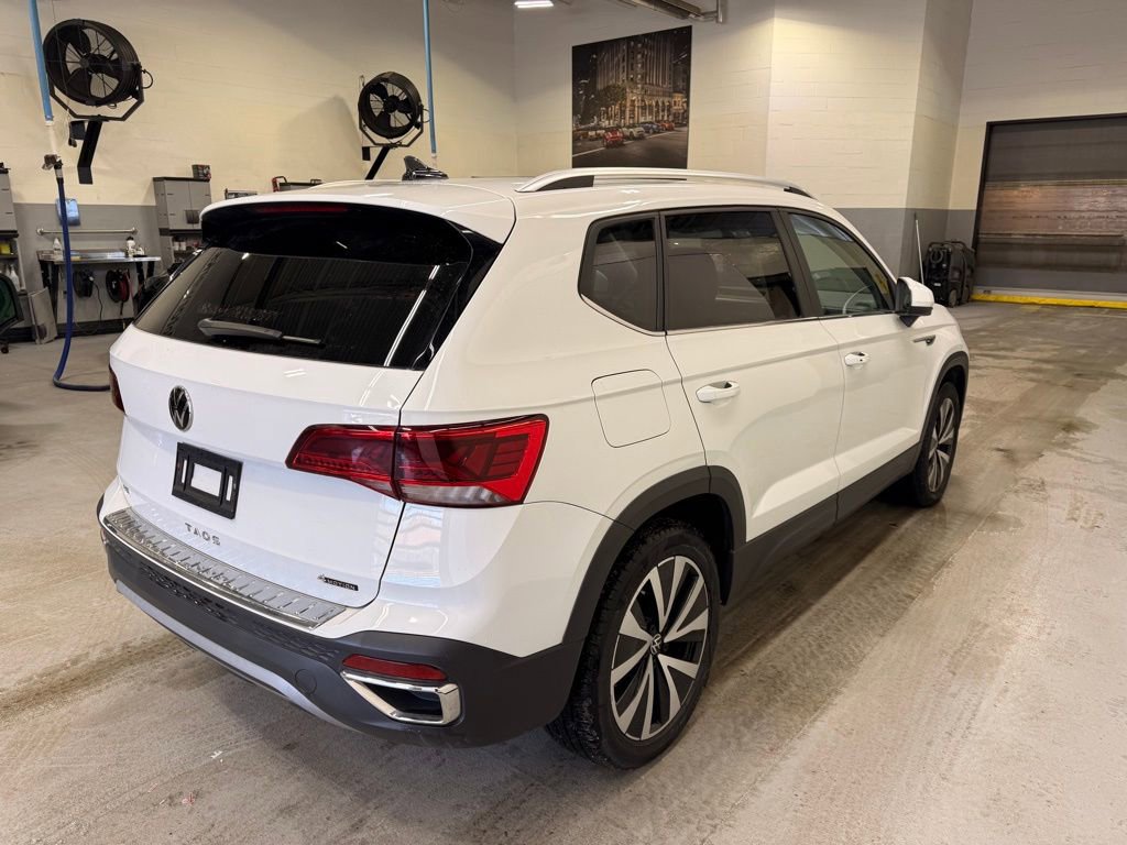 Used 2022 Volkswagen Taos SE image 6