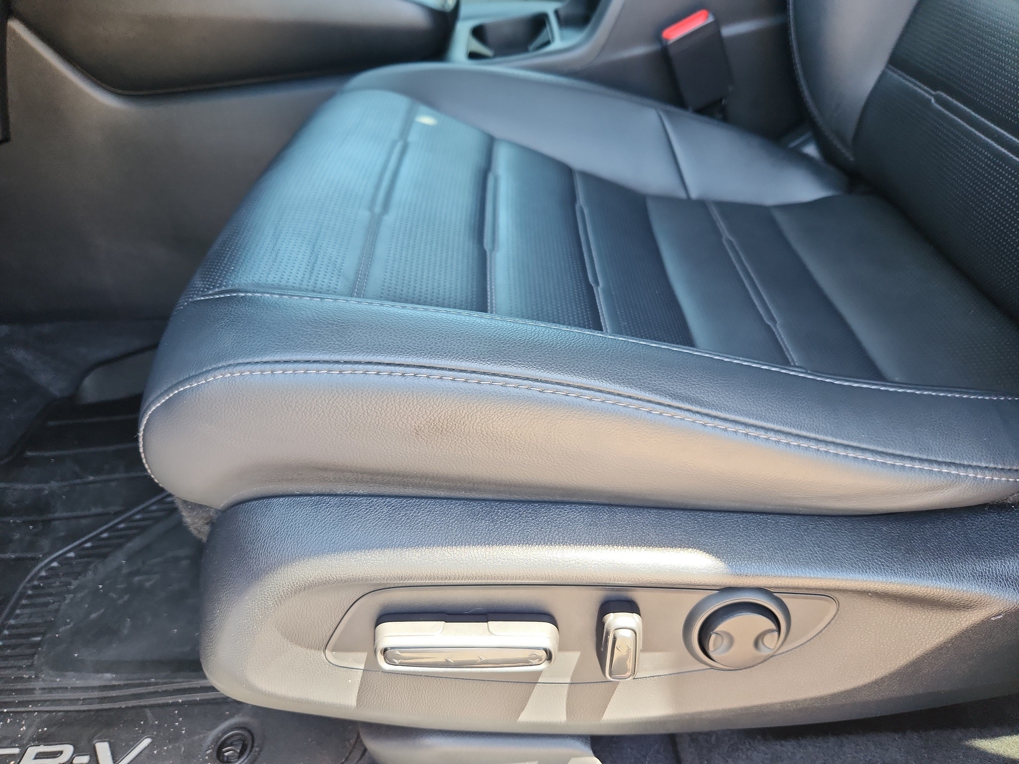 Used 2024 Honda CR-V EX-L image 8