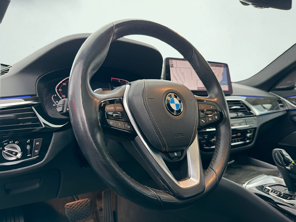 Used 2021 BMW 530i w/ Executive Package RWD image 56