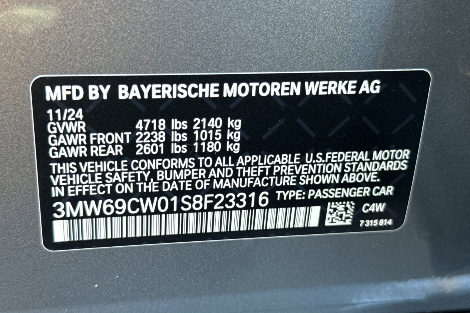 Used 2025 BMW 330i Sedan w/ Premium Package image 40