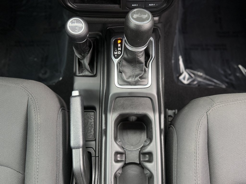 Used 2023 Jeep Wrangler Unlimited AWD/4WD image 17