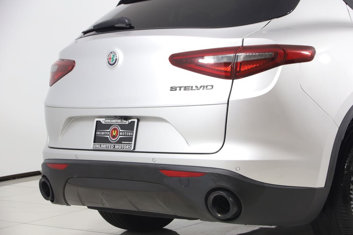 Used 2019 Alfa Romeo Stelvio w/ Nero Edizione RWD image 41