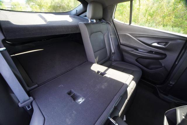 Used 2025 Buick Envista Sport Touring FWD image 27