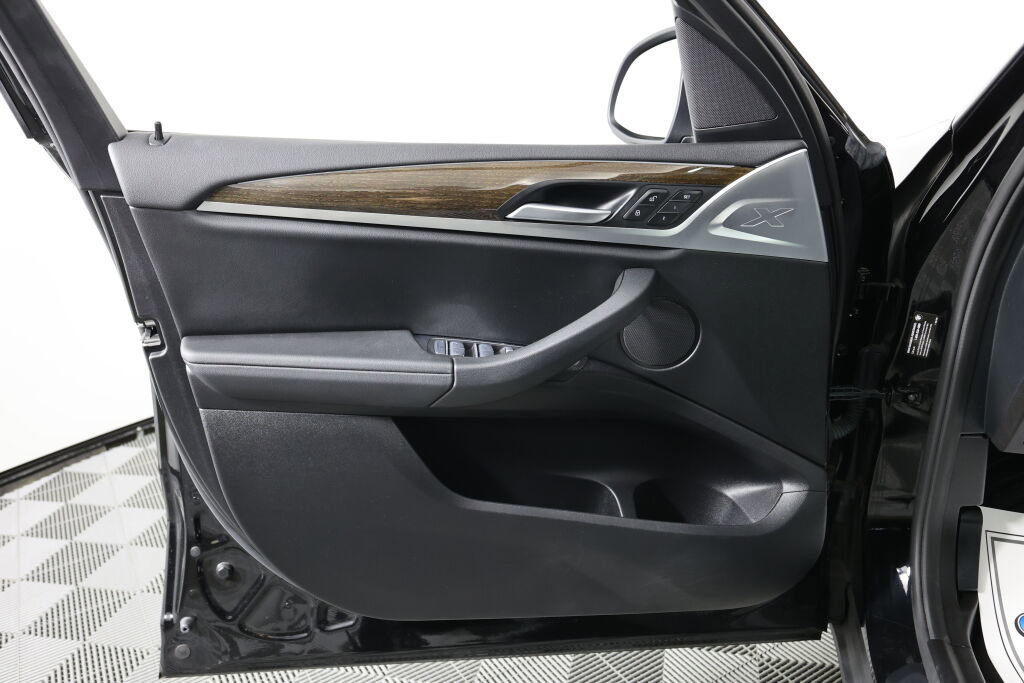 Used 2022 BMW X3 xDrive30i w/ Convenience Package image 12